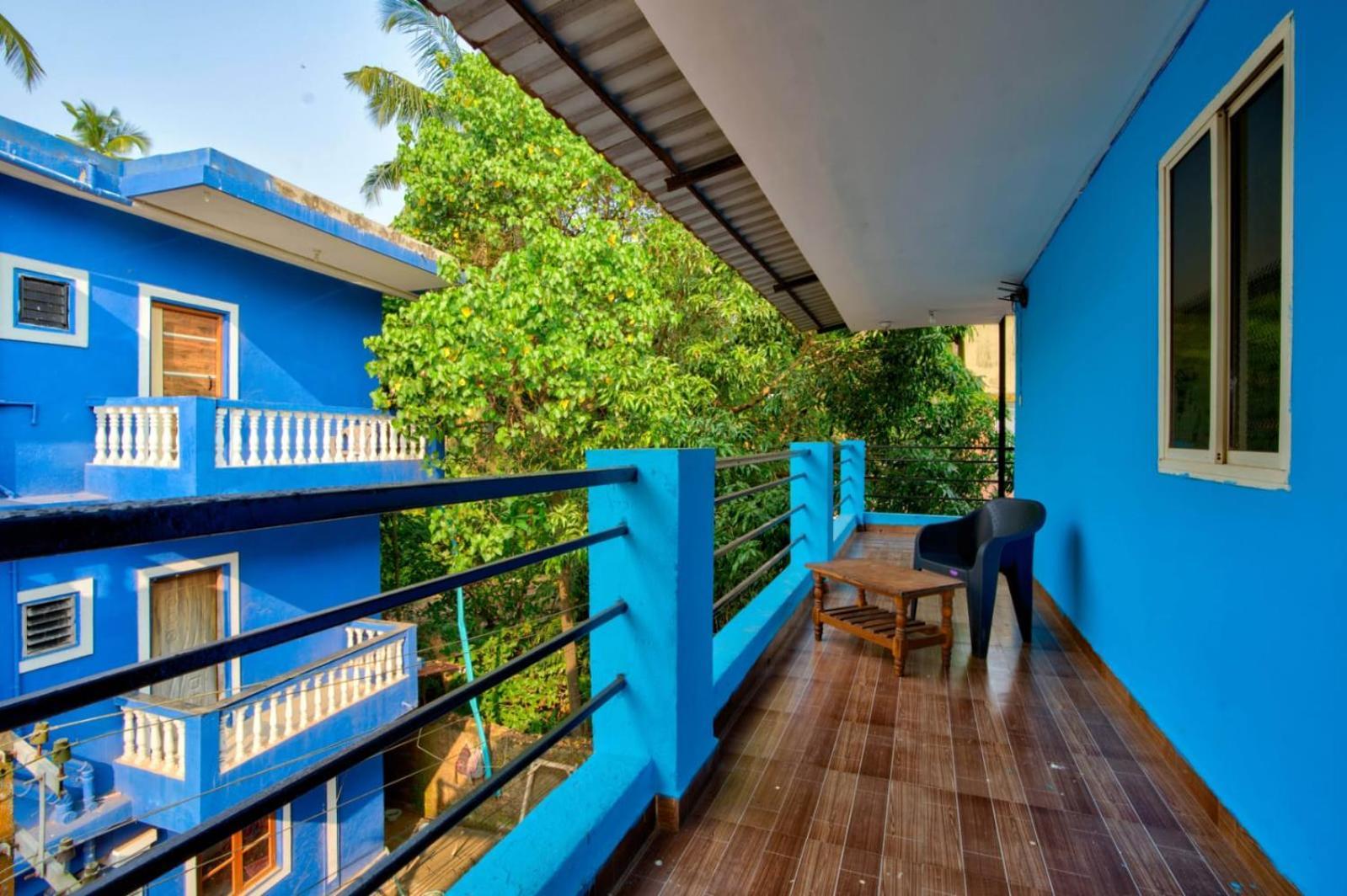 Hotel Savita กาลังกูติ ภายนอก รูปภาพ